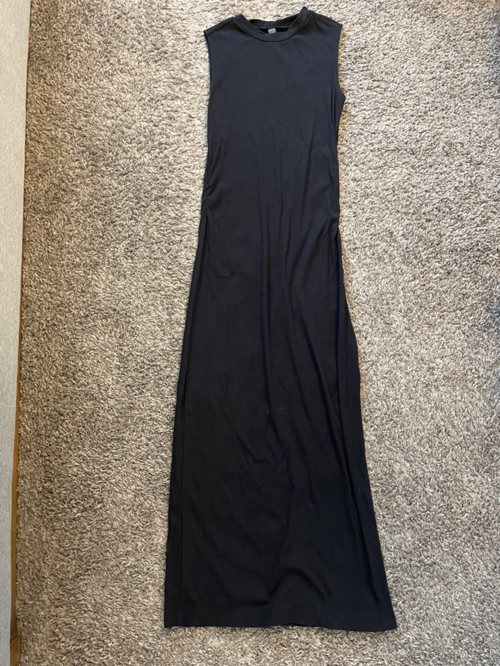 Vuori Black Sleeveless Fitted Dress with Mock Neck